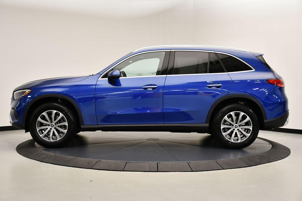 new 2025 Mercedes-Benz GLC 300 car, priced at $59,360