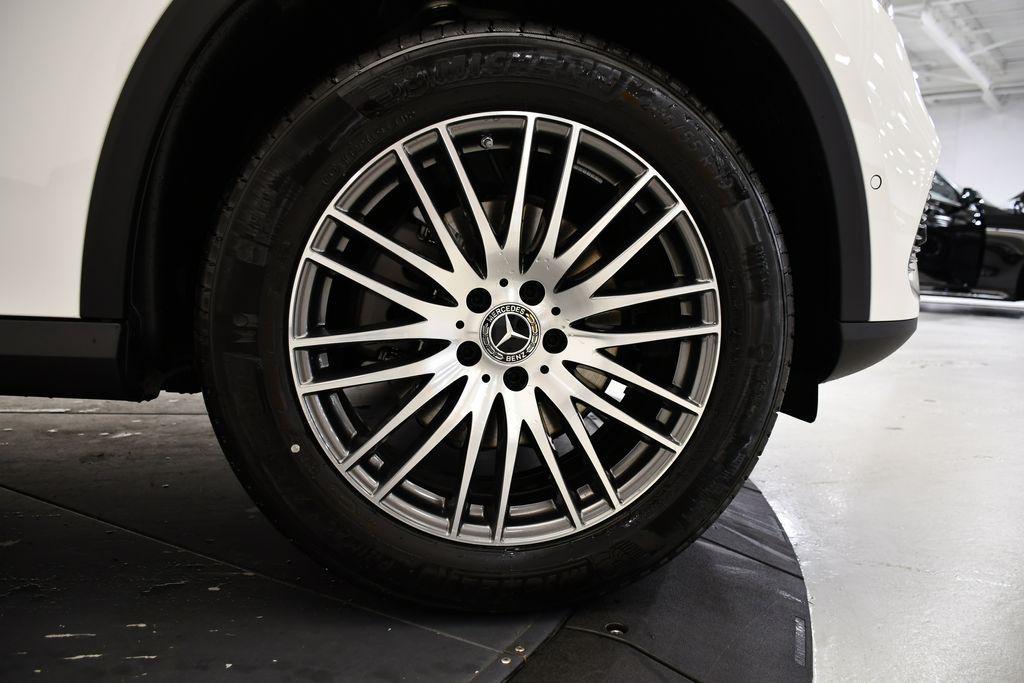 new 2026 Mercedes-Benz GLC 300 car, priced at $52,835