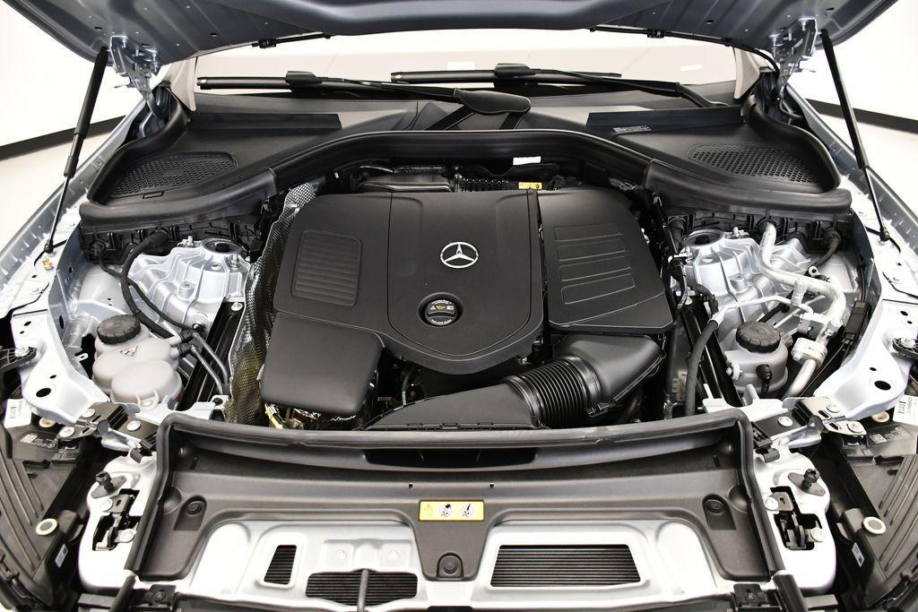 new 2026 Mercedes-Benz GLC 300 car, priced at $58,985