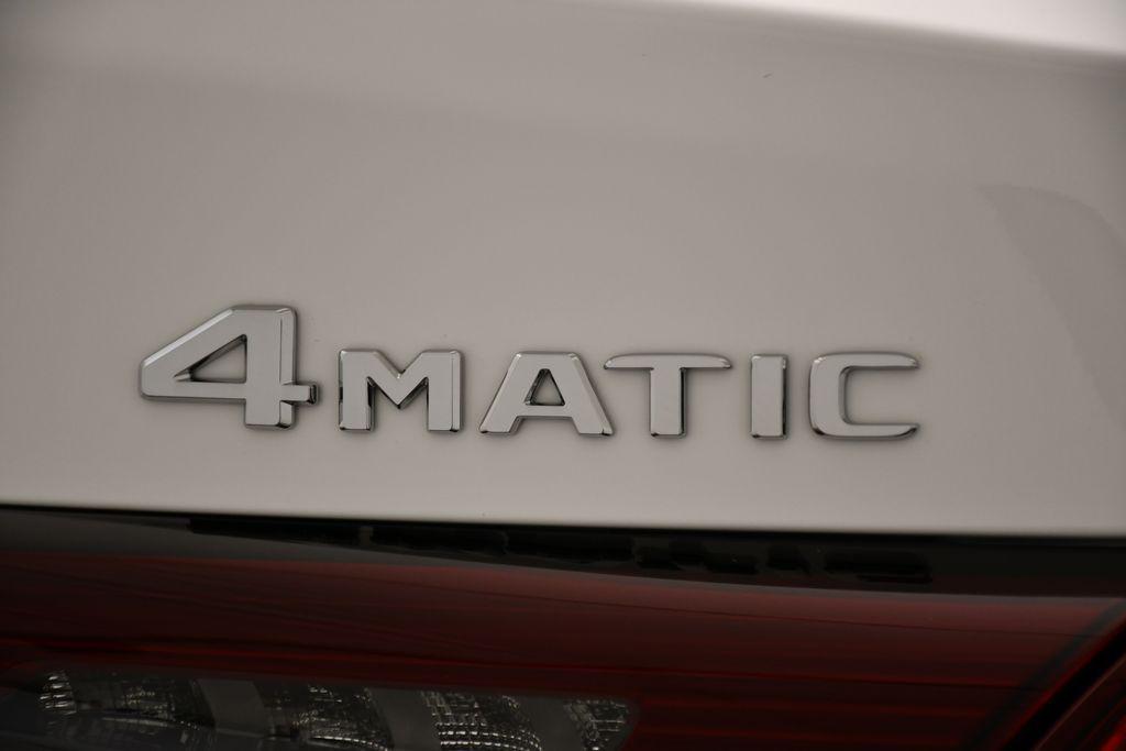 new 2025 Mercedes-Benz GLC 300 car, priced at $63,335