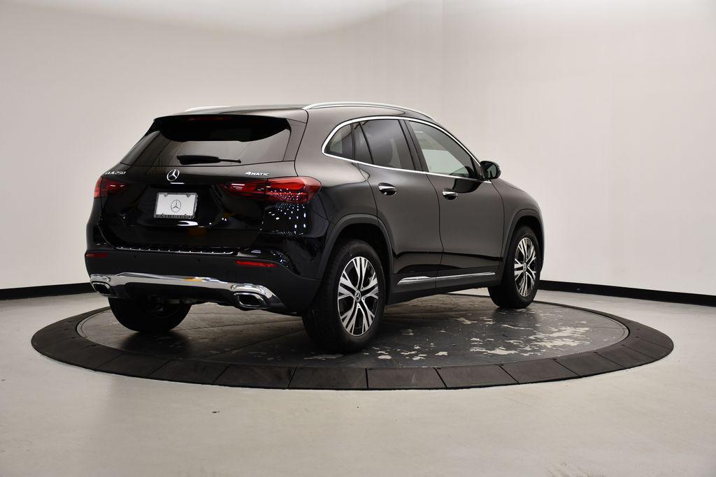 new 2025 Mercedes-Benz GLA 250 car, priced at $50,795