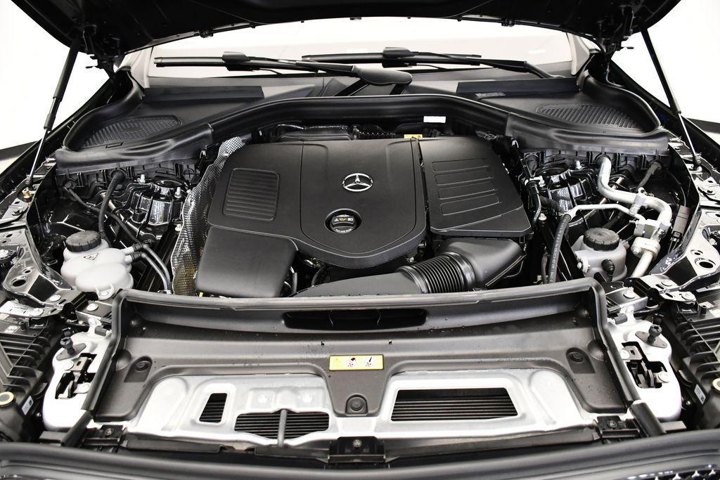 new 2026 Mercedes-Benz GLC 300 car, priced at $70,145