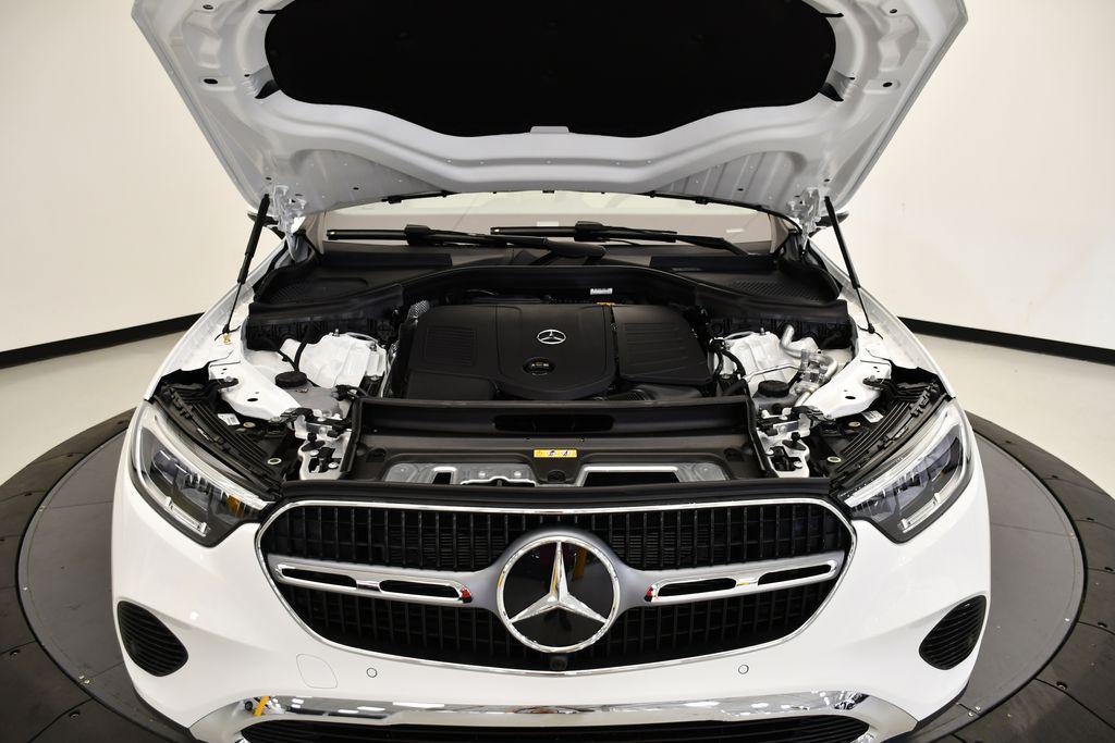 new 2026 Mercedes-Benz GLC 300 car, priced at $54,335