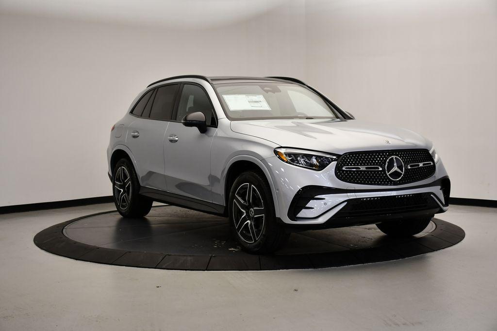 new 2026 Mercedes-Benz GLC 300 car, priced at $59,260
