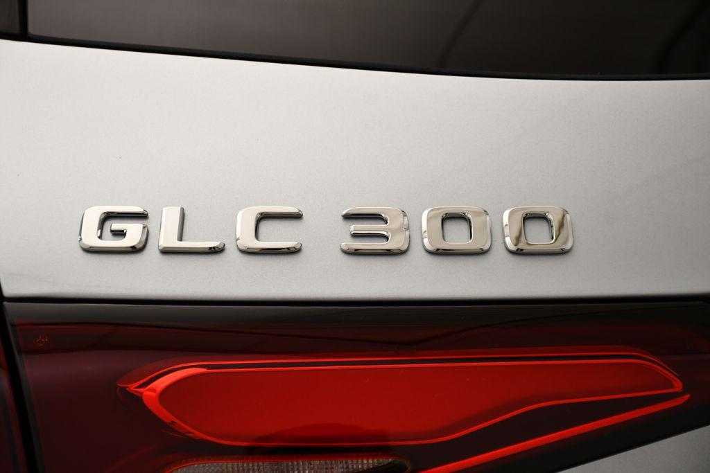 new 2026 Mercedes-Benz GLC 300 car, priced at $59,260