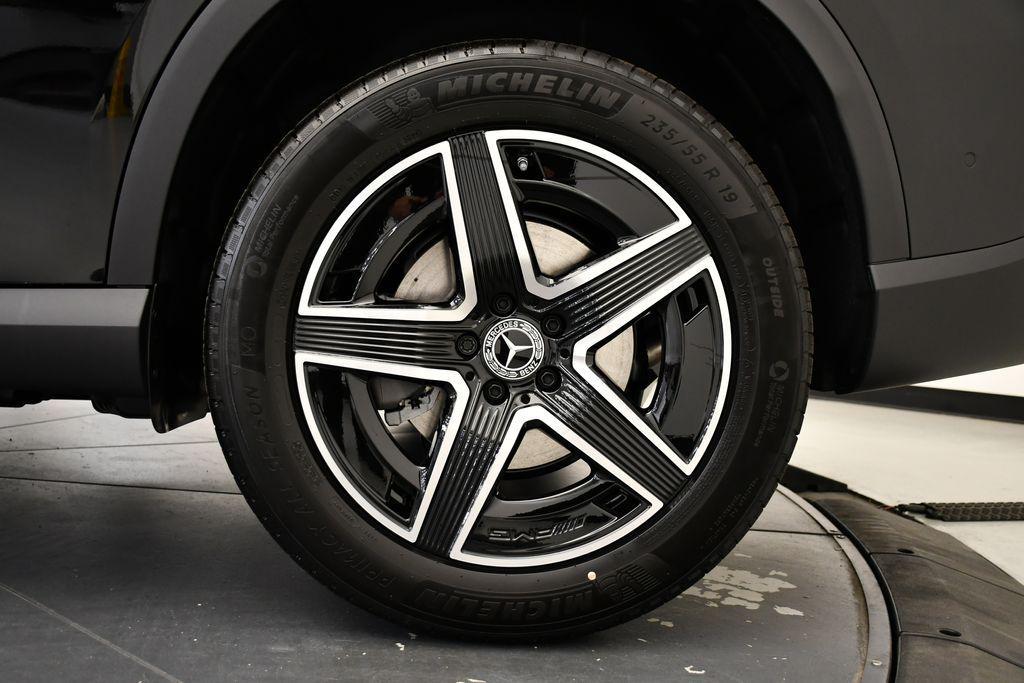 new 2026 Mercedes-Benz GLC 300 car, priced at $55,040