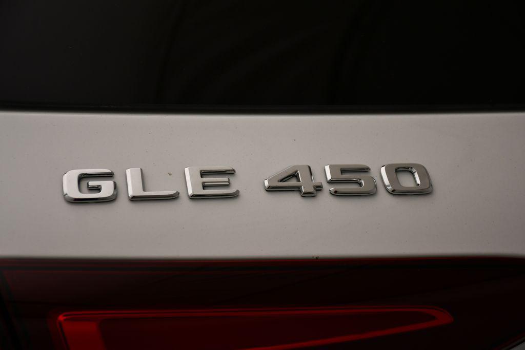 new 2026 Mercedes-Benz GLE 450 car, priced at $79,645