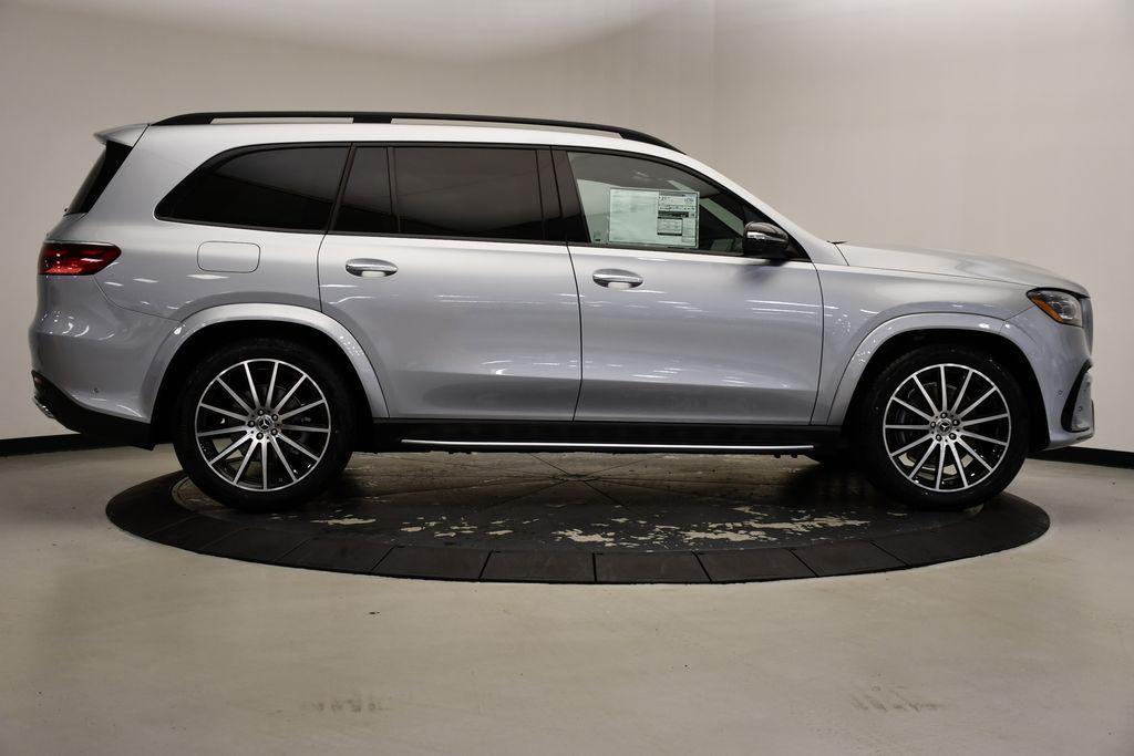 new 2025 Mercedes-Benz GLS 450 car, priced at $97,215