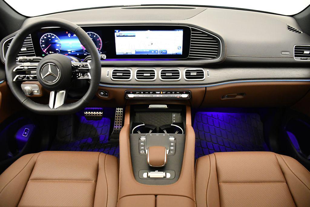 new 2025 Mercedes-Benz GLS 450 car, priced at $97,215