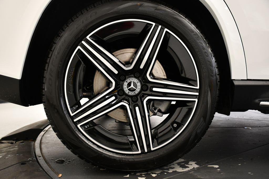 new 2026 Mercedes-Benz GLE 450 car, priced at $79,460