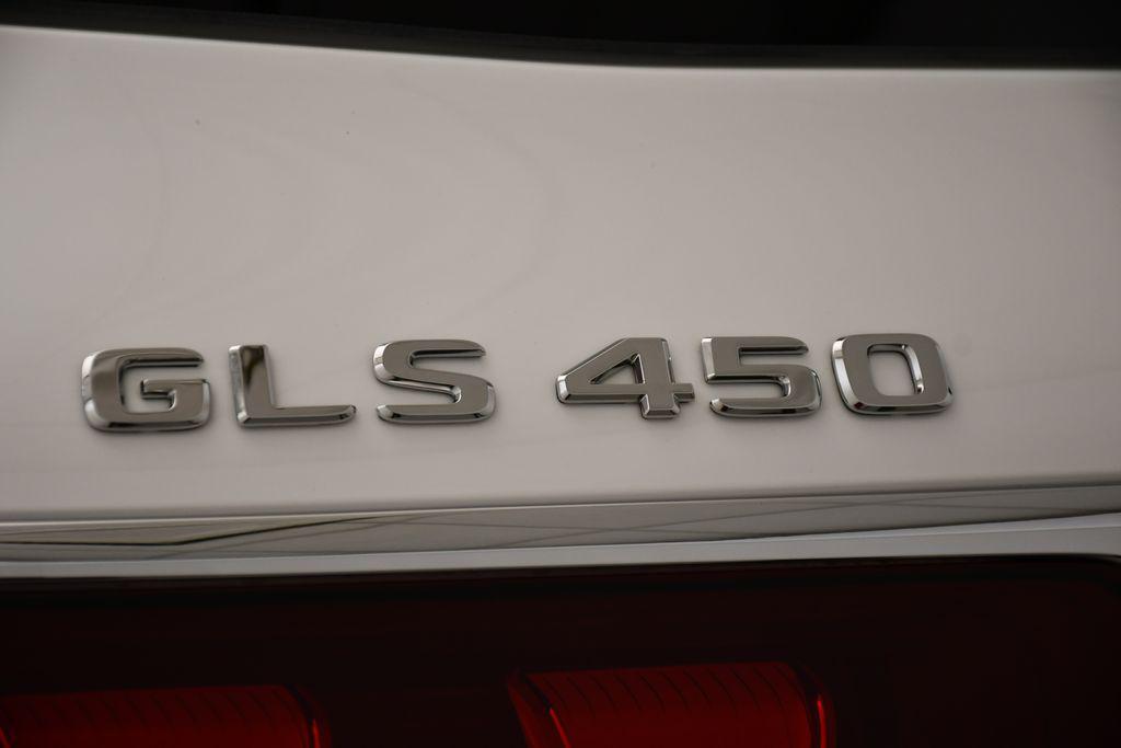 new 2026 Mercedes-Benz GLS 450 car, priced at $101,400
