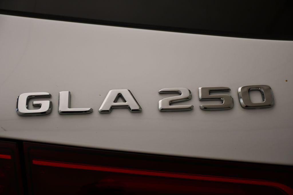 new 2026 Mercedes-Benz GLA 250 car, priced at $49,330