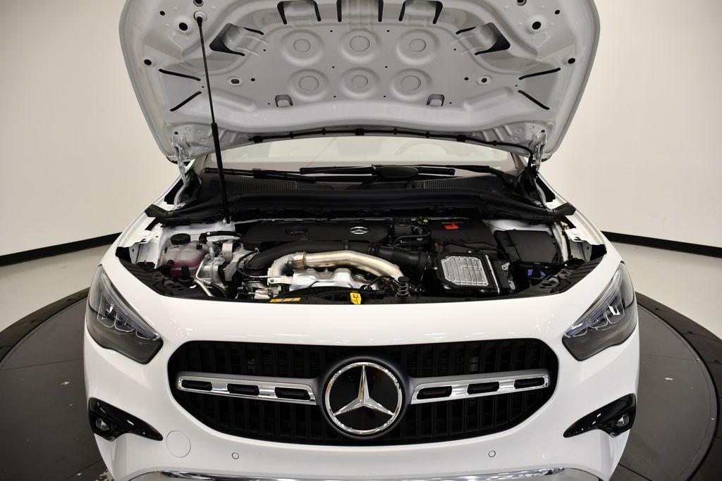 new 2026 Mercedes-Benz GLA 250 car, priced at $49,330
