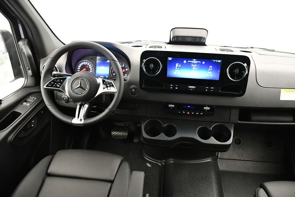 new 2026 Mercedes-Benz Sprinter 2500 car, priced at $75,344