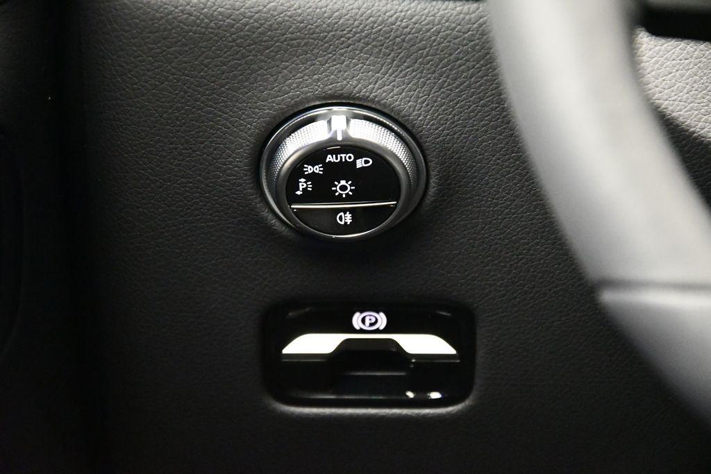 used 2025 Mercedes-Benz GLC 350e car, priced at $55,593
