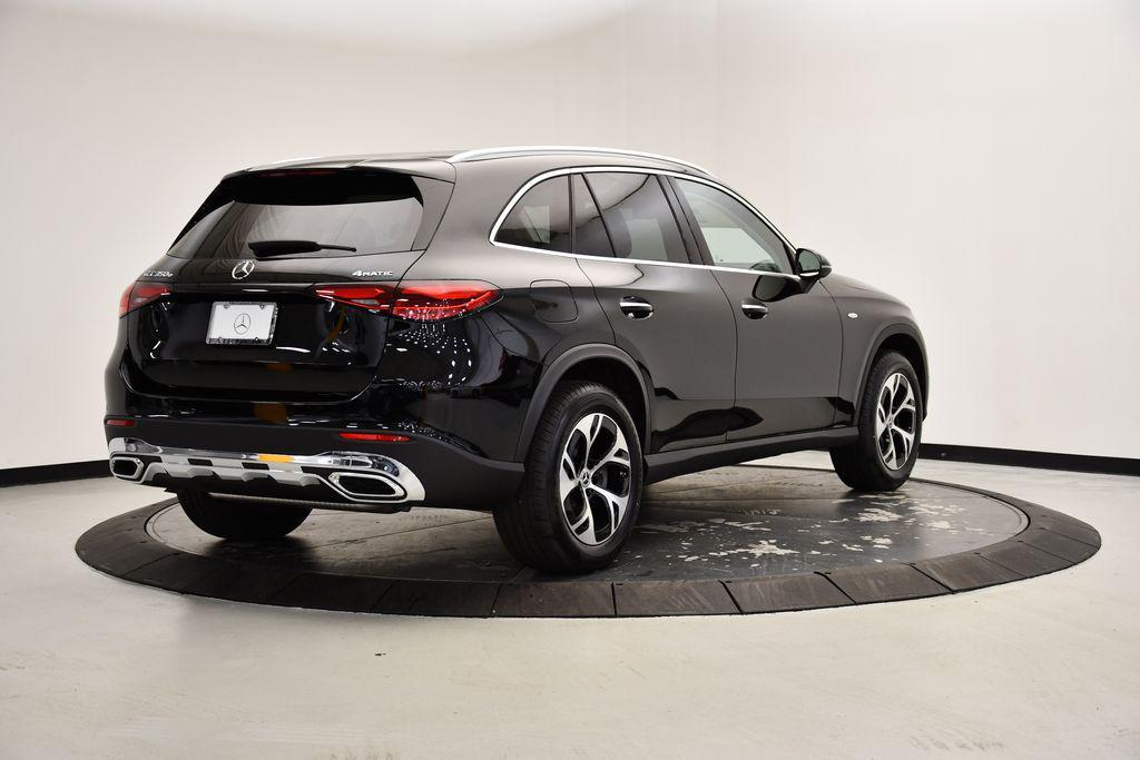 used 2025 Mercedes-Benz GLC 350e car, priced at $55,593