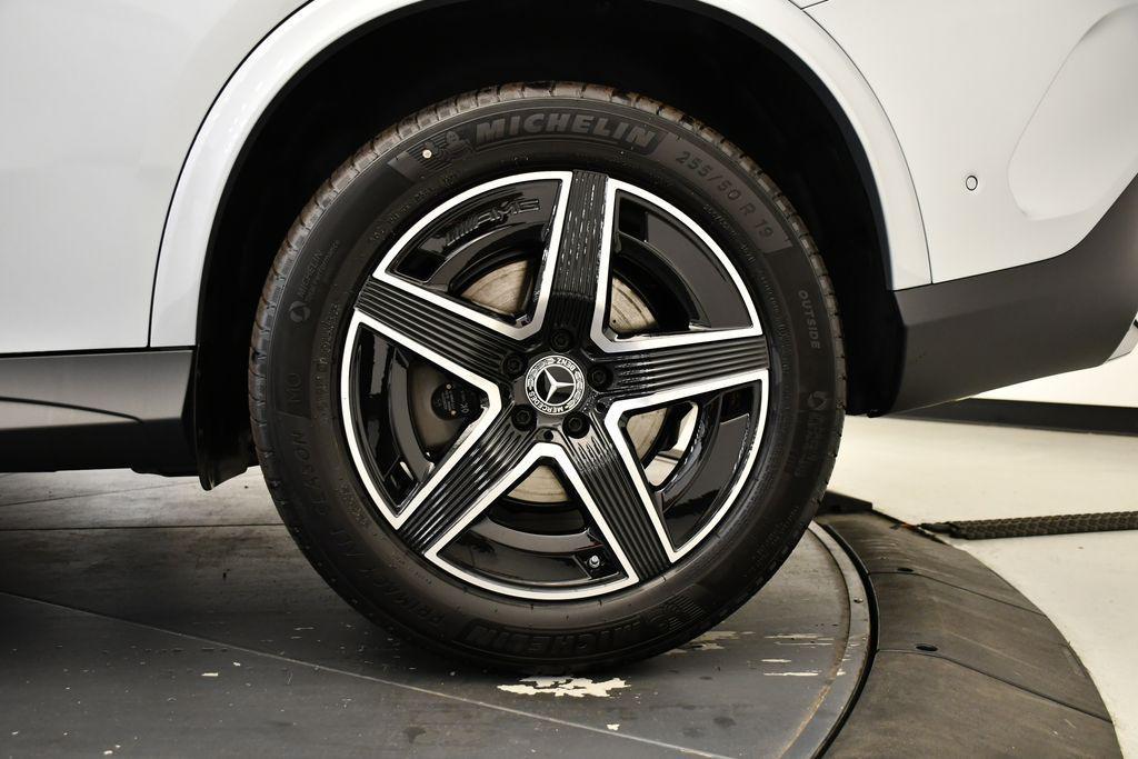 new 2026 Mercedes-Benz GLC 300 car, priced at $66,155