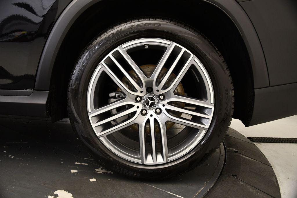 new 2025 Mercedes-Benz GLS 450 car, priced at $91,945