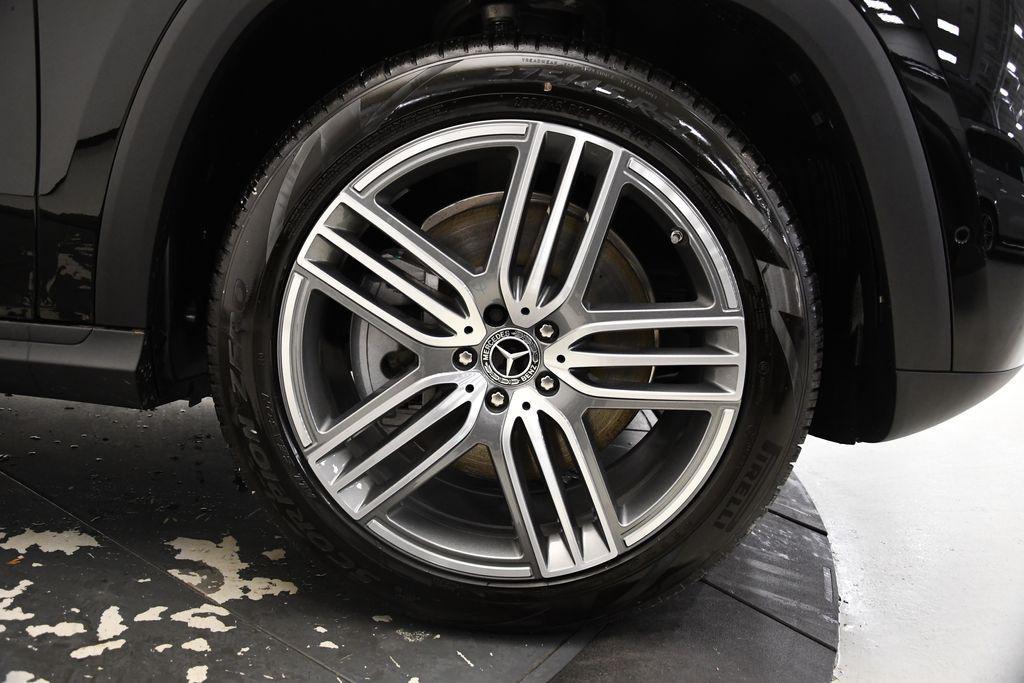 new 2025 Mercedes-Benz GLS 450 car, priced at $91,945