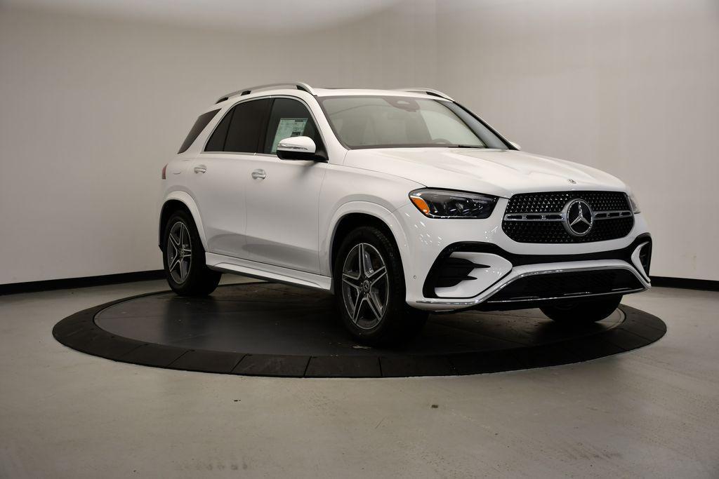 new 2026 Mercedes-Benz GLE 580 car, priced at $91,445