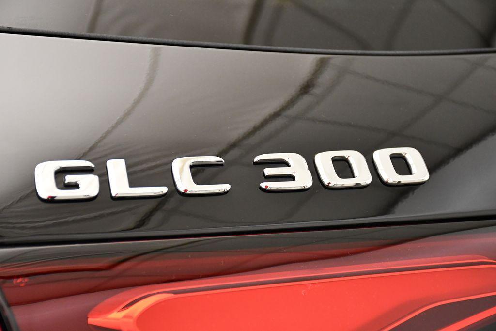 new 2025 Mercedes-Benz GLC 300 car, priced at $53,415