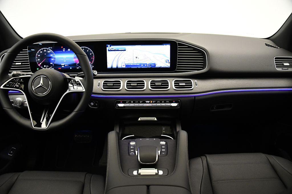 new 2025 Mercedes-Benz GLE 580 car, priced at $96,495