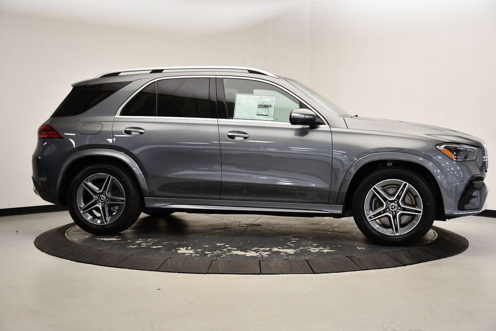 new 2025 Mercedes-Benz GLE 580 car, priced at $96,495