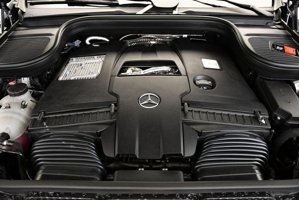 new 2025 Mercedes-Benz GLE 580 car, priced at $96,495