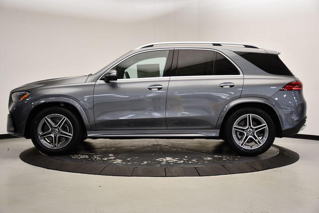 new 2025 Mercedes-Benz GLE 580 car, priced at $96,495