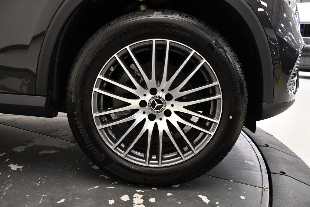 used 2025 Mercedes-Benz GLC 300 car, priced at $56,405