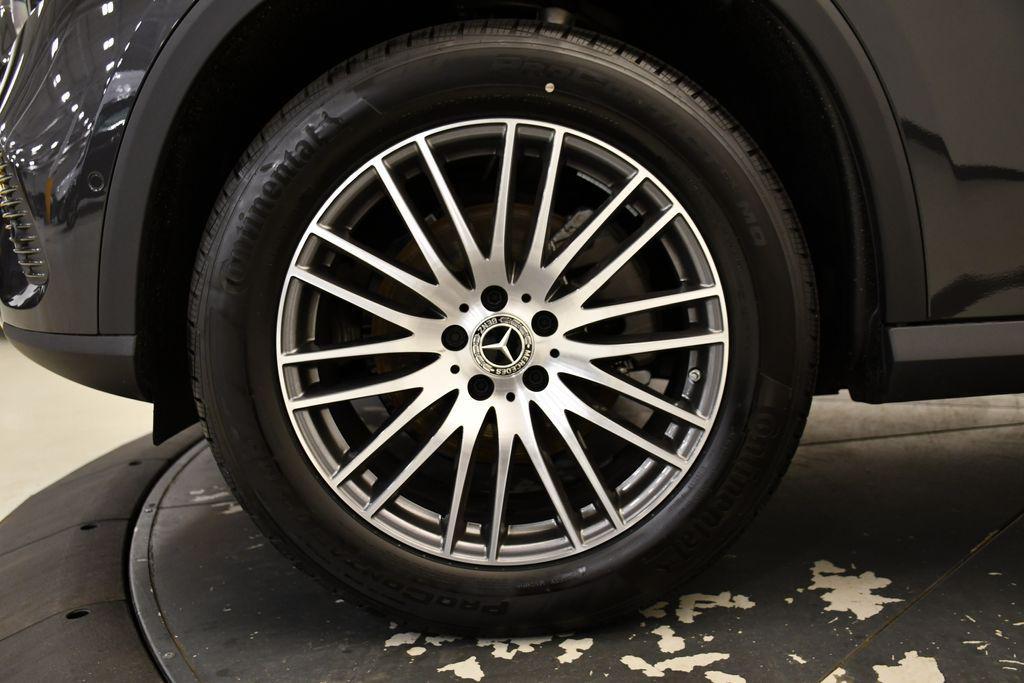 used 2025 Mercedes-Benz GLC 300 car, priced at $56,405