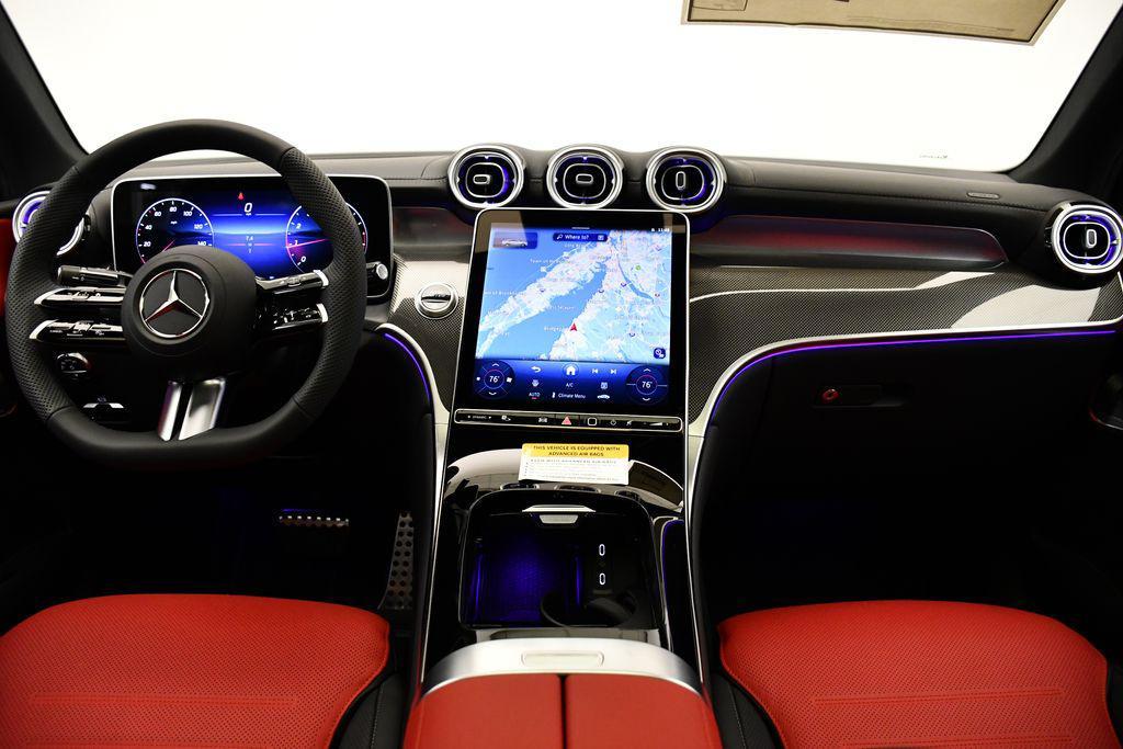 new 2025 Mercedes-Benz GLC 300 car, priced at $67,915