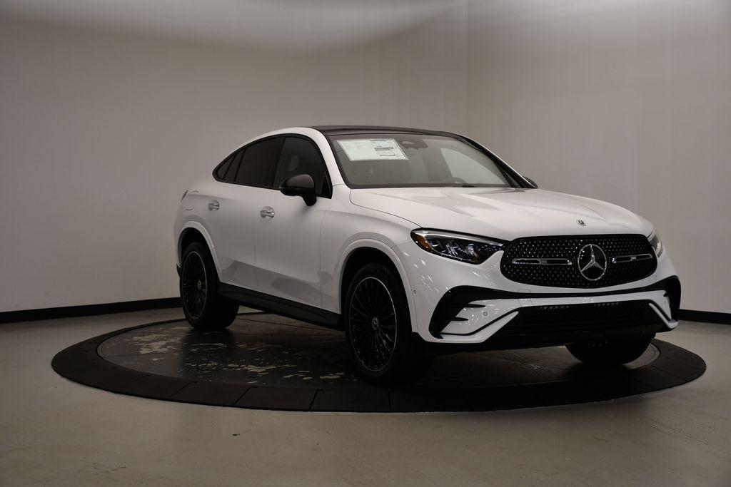 new 2025 Mercedes-Benz GLC 300 car, priced at $67,915