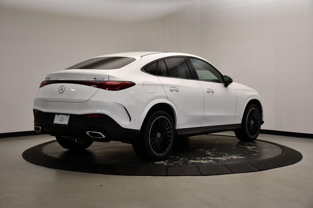 new 2025 Mercedes-Benz GLC 300 car, priced at $67,915