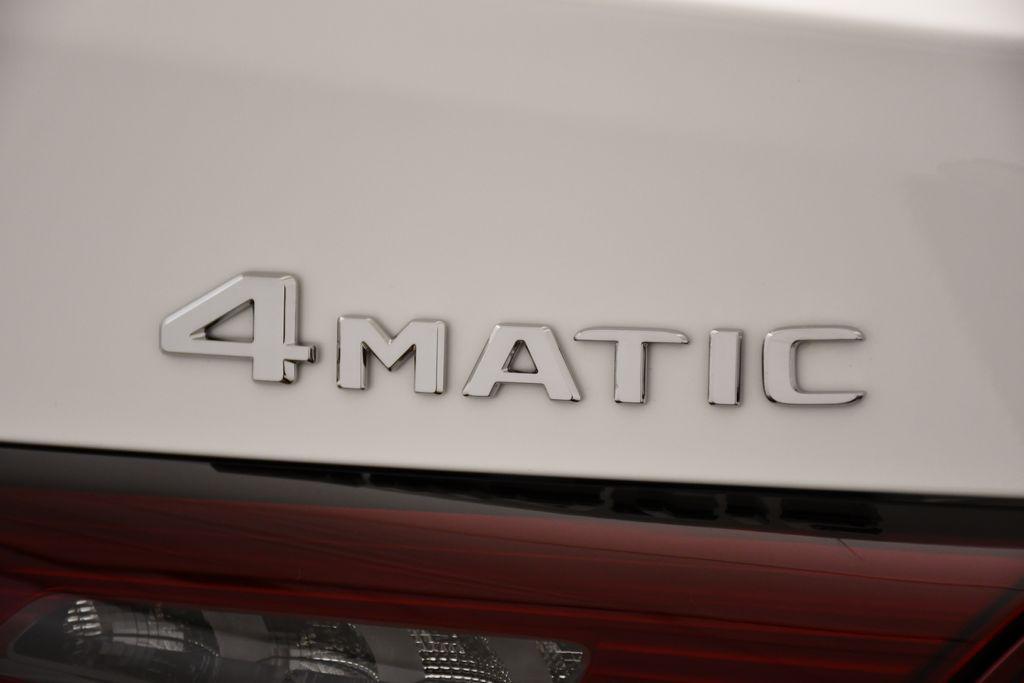 new 2025 Mercedes-Benz GLC 300 car, priced at $67,915