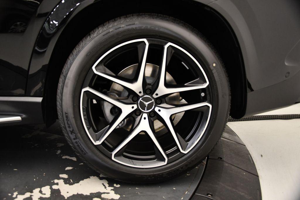 new 2025 Mercedes-Benz AMG GLE 53 car, priced at $98,850