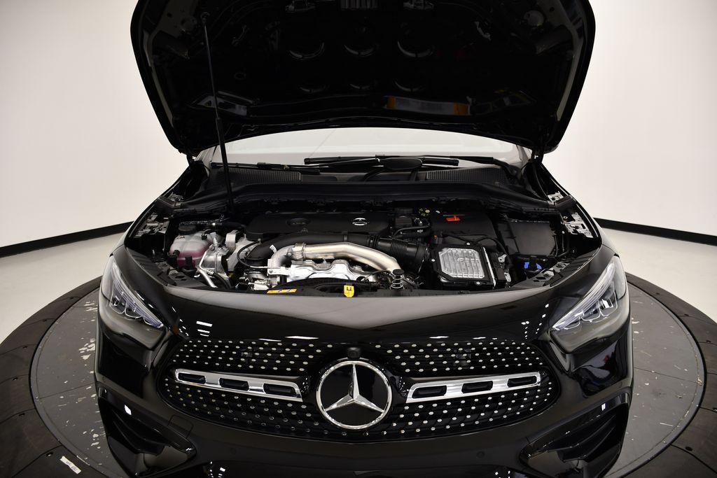 new 2025 Mercedes-Benz GLA 250 car, priced at $51,655