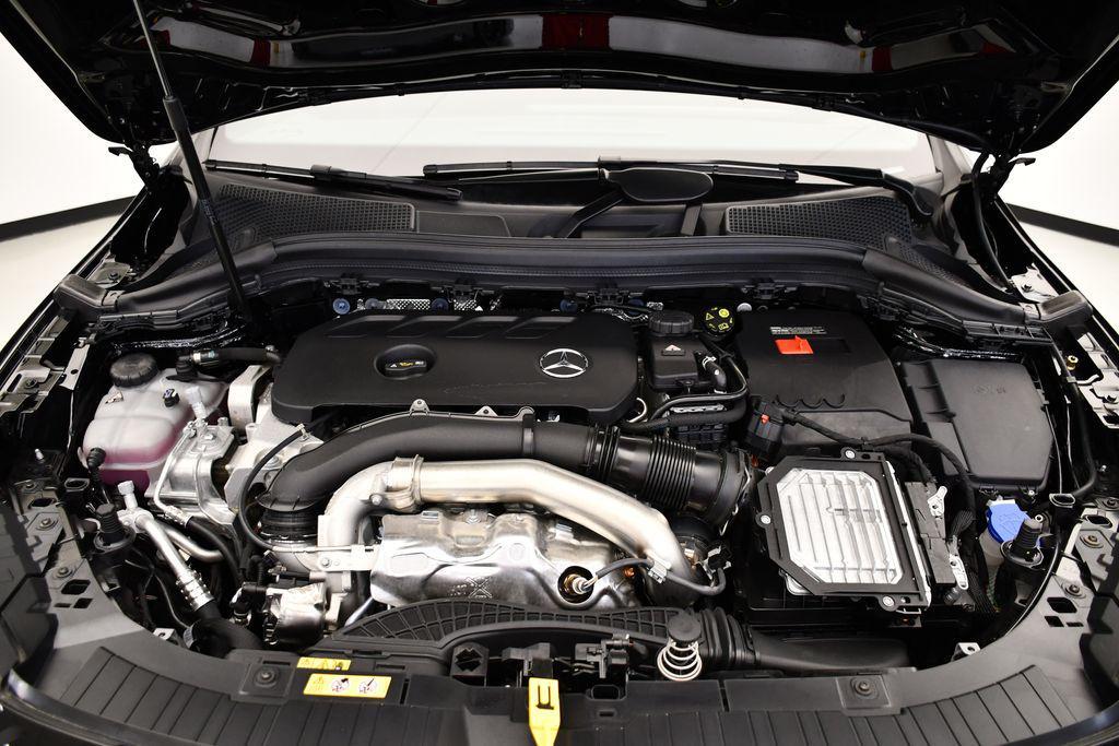 new 2025 Mercedes-Benz GLA 250 car, priced at $48,495