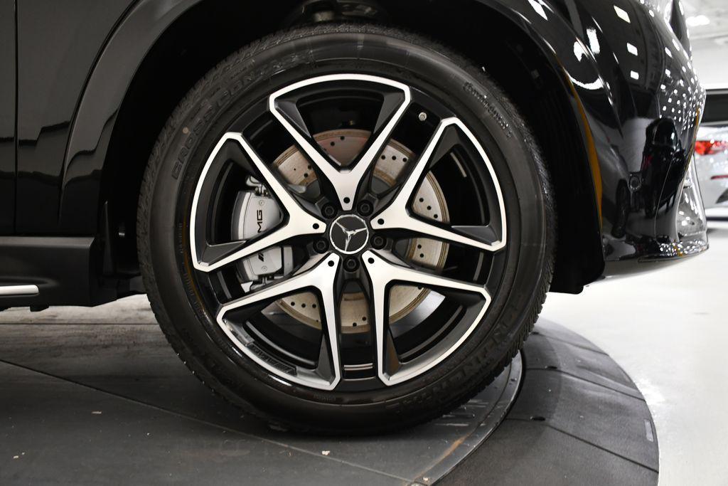 new 2025 Mercedes-Benz AMG GLE 53 car, priced at $104,665