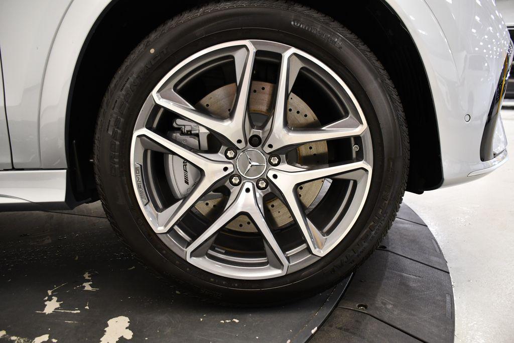 new 2025 Mercedes-Benz AMG GLE 53 car, priced at $91,895