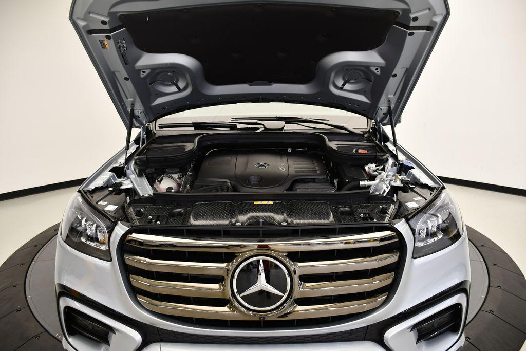 new 2026 Mercedes-Benz GLS 450 car, priced at $96,995