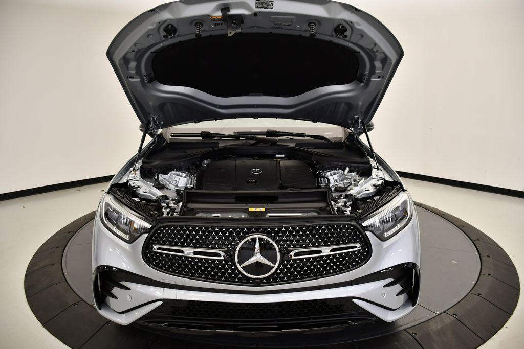new 2026 Mercedes-Benz GLC 300 car, priced at $61,885