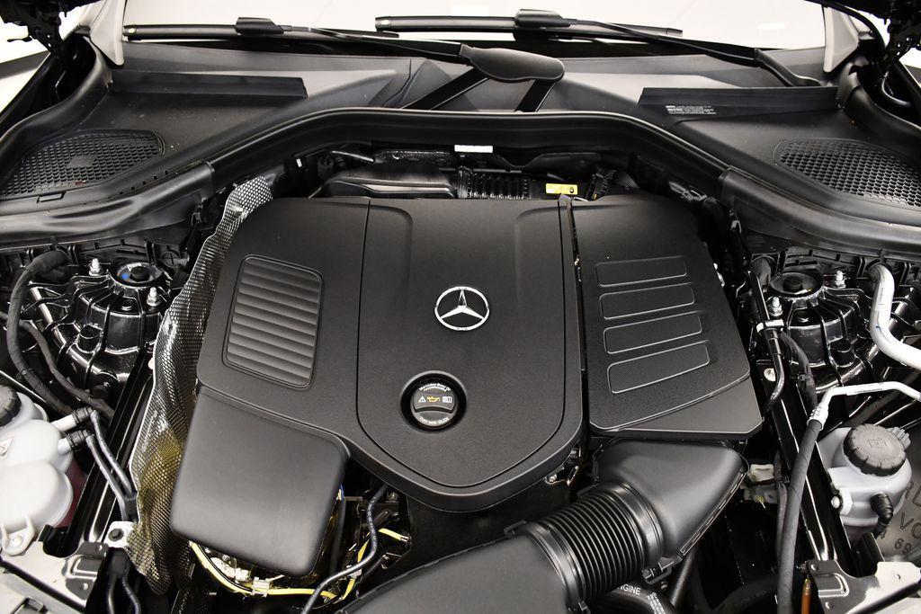 new 2025 Mercedes-Benz GLC 300 car, priced at $66,035