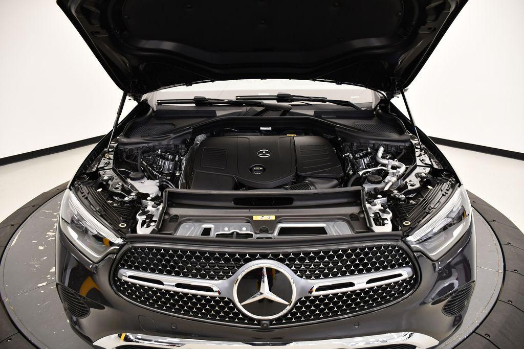 new 2025 Mercedes-Benz GLC 300 car, priced at $66,035
