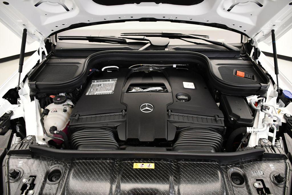 new 2026 Mercedes-Benz GLS 580 car, priced at $120,235