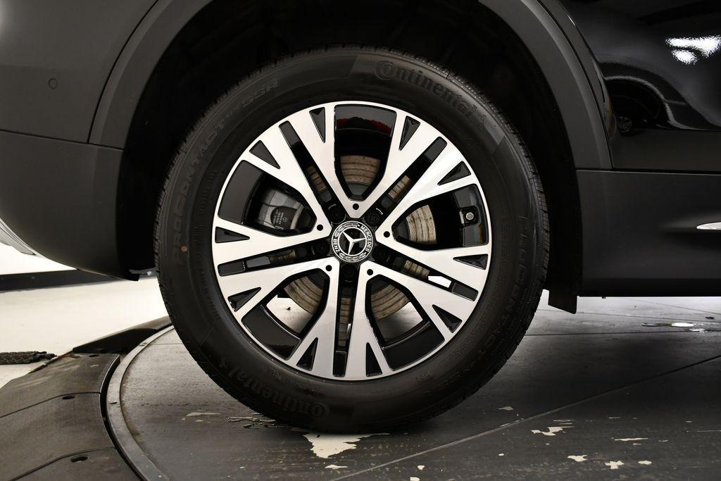 new 2026 Mercedes-Benz GLB 250 car, priced at $54,305