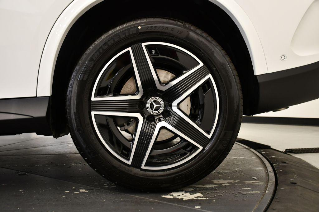 new 2026 Mercedes-Benz GLC 300 car, priced at $58,235