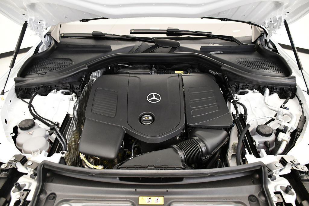 new 2026 Mercedes-Benz GLC 300 car, priced at $58,235