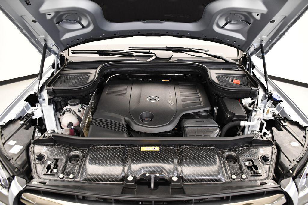 new 2025 Mercedes-Benz GLS 450 car, priced at $97,215
