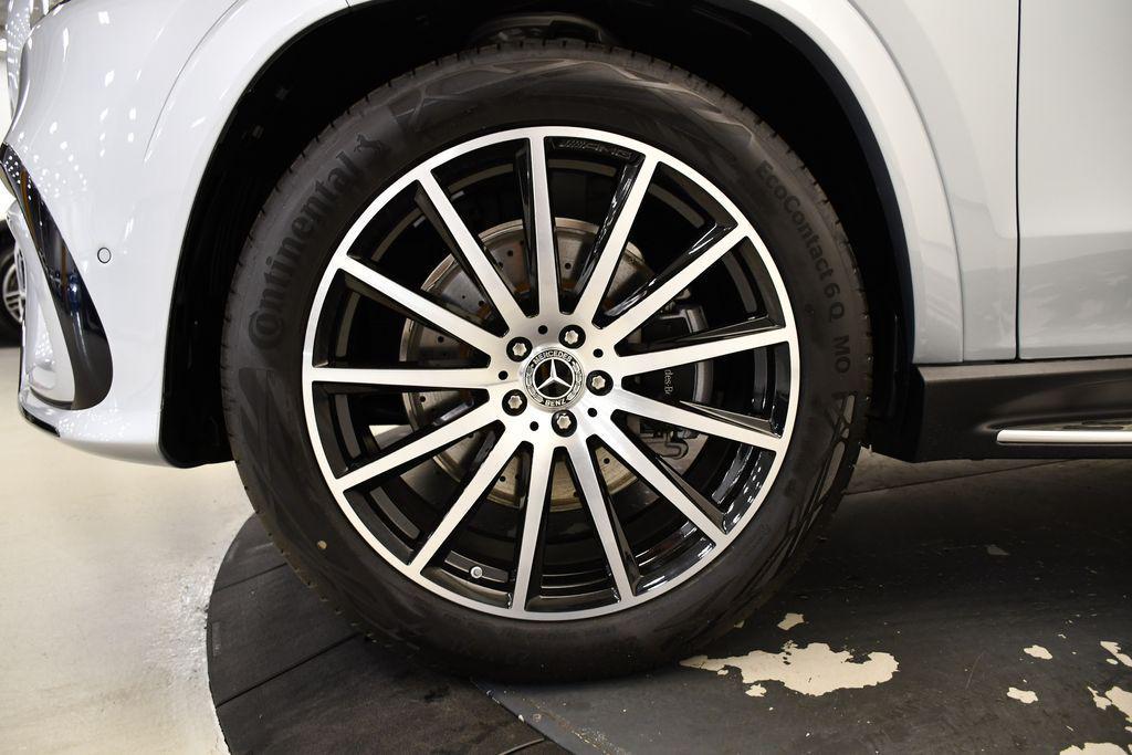 new 2025 Mercedes-Benz GLS 450 car, priced at $97,215